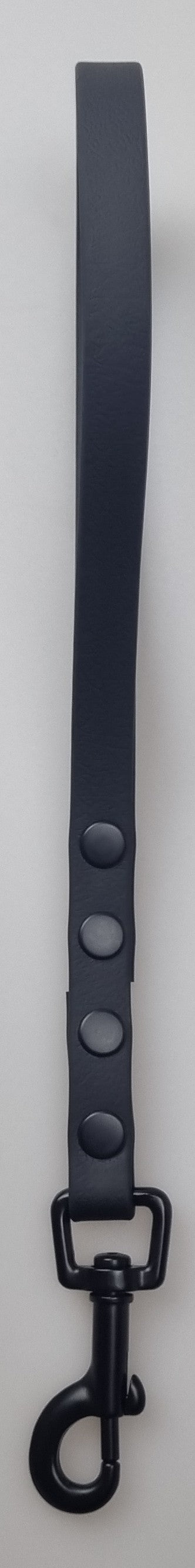 Alpha Dog Traffic Leads - 25cm Long x 1.3cm Wide