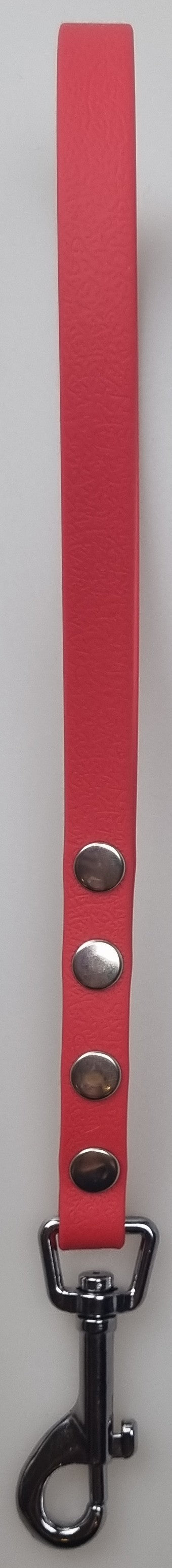 Alpha Dog Traffic Leads - 25cm Long x 1.3cm Wide
