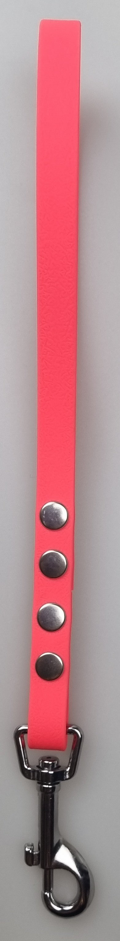 Alpha Dog Traffic Leads - 25cm Long x 1.3cm Wide